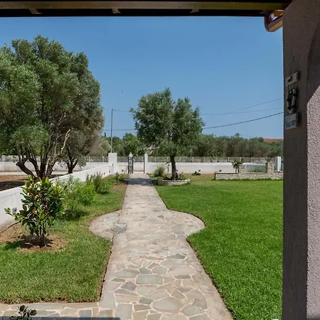 Christina's 2 Bedroom Villa, Kefalonia سفوروناتا