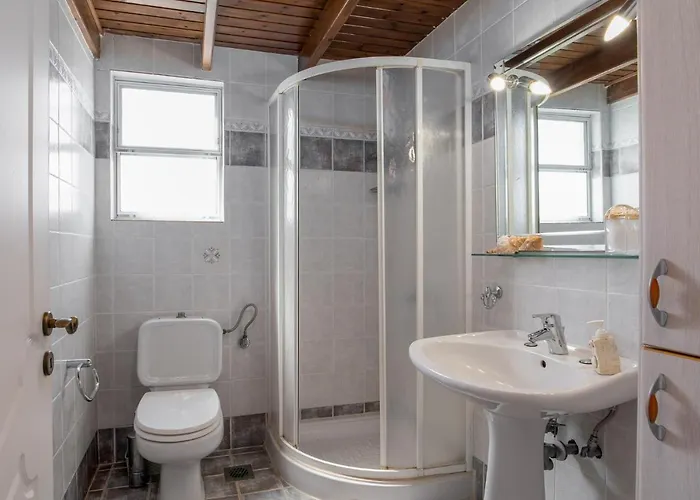 Christina's 2 Bedroom Villa, Kefalonia Свороната