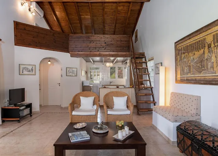 Christina's 2 Bedroom Villa, Kefalonia Вилла *
