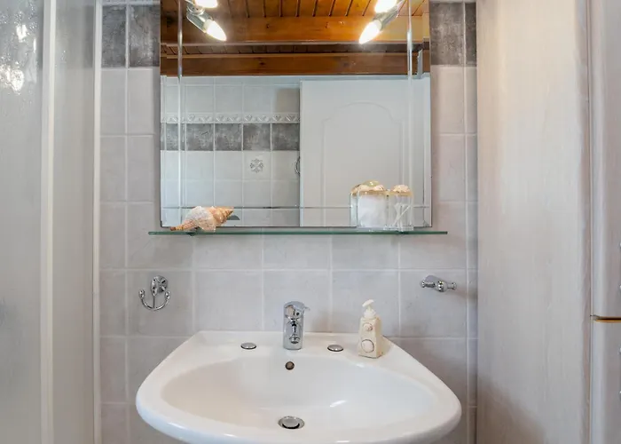 Вилла Christina's 2 Bedroom Villa, Kefalonia Свороната